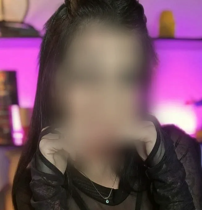 Camilla, 35 anni